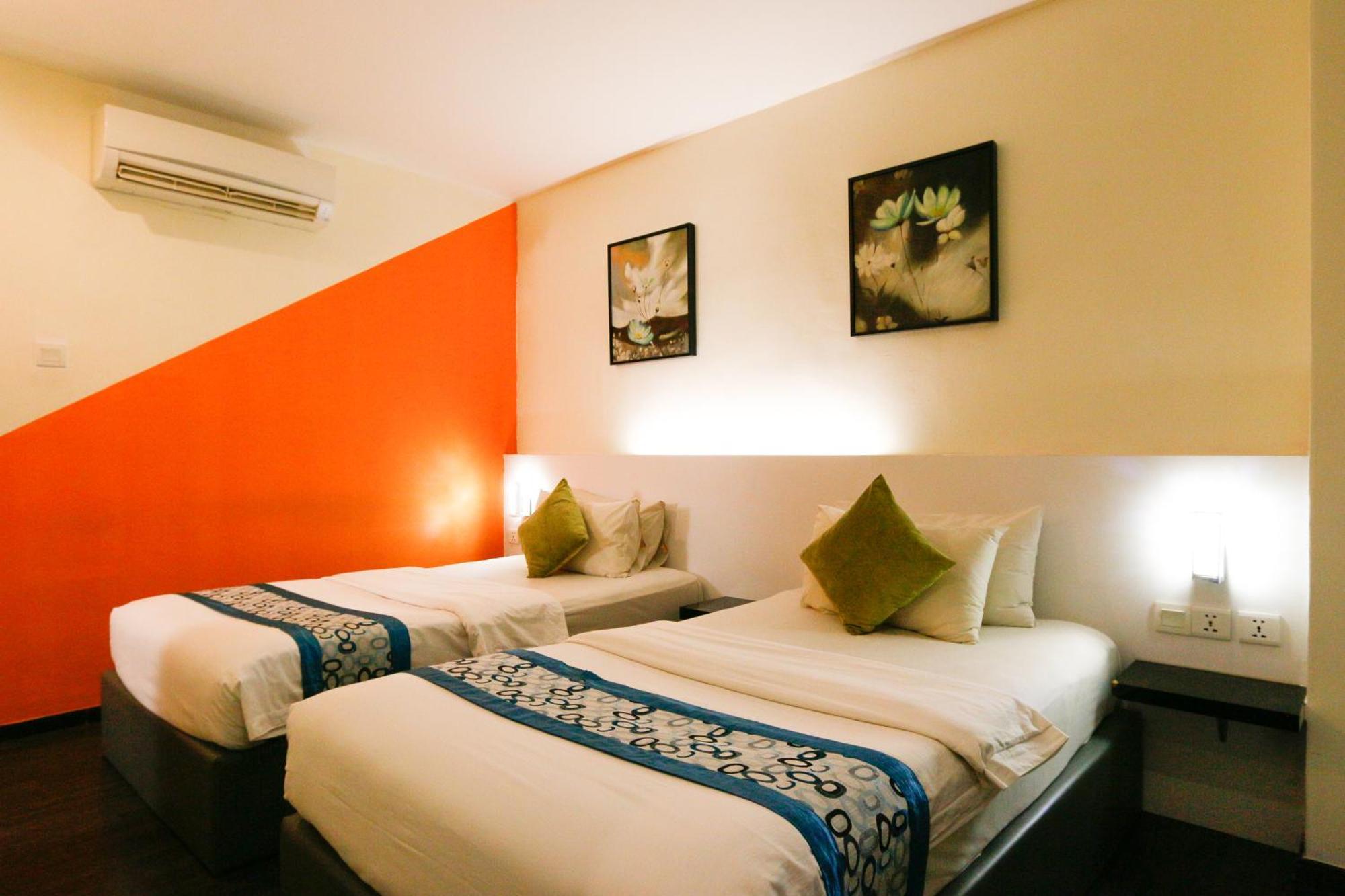 Golden Roof Ampang Hotel 3*