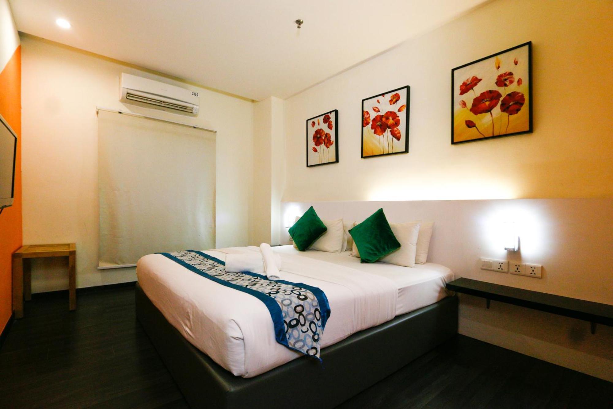 Golden Roof Ampang Hotel 3*