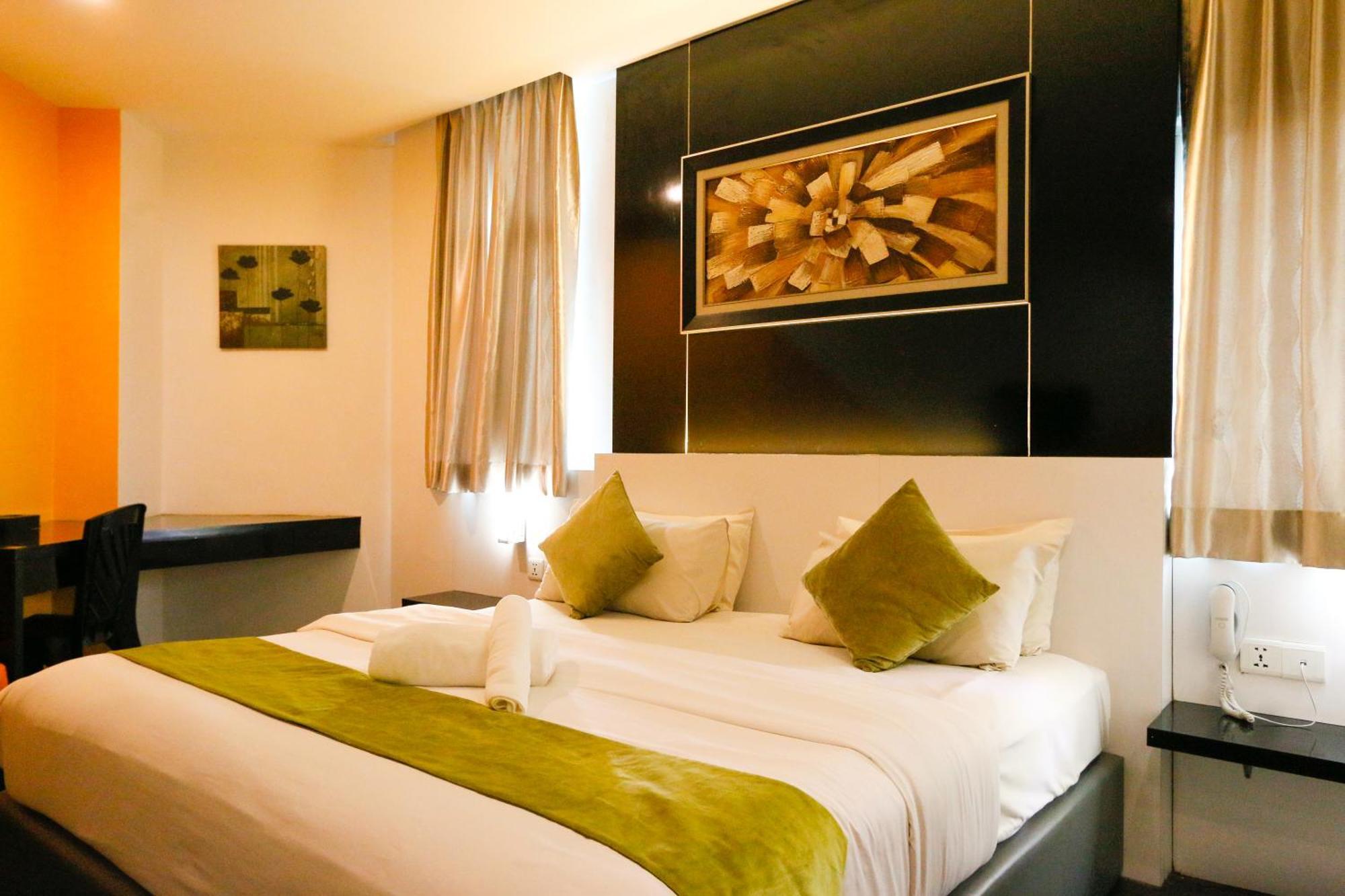 Golden Roof Ampang Hotel 3*